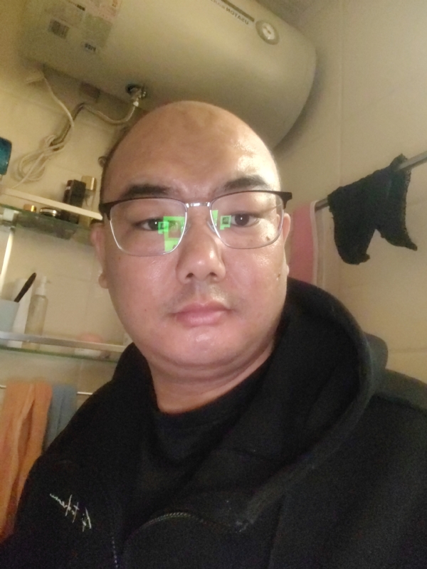 小胖子的第一张照片--宜昌相亲服务中心