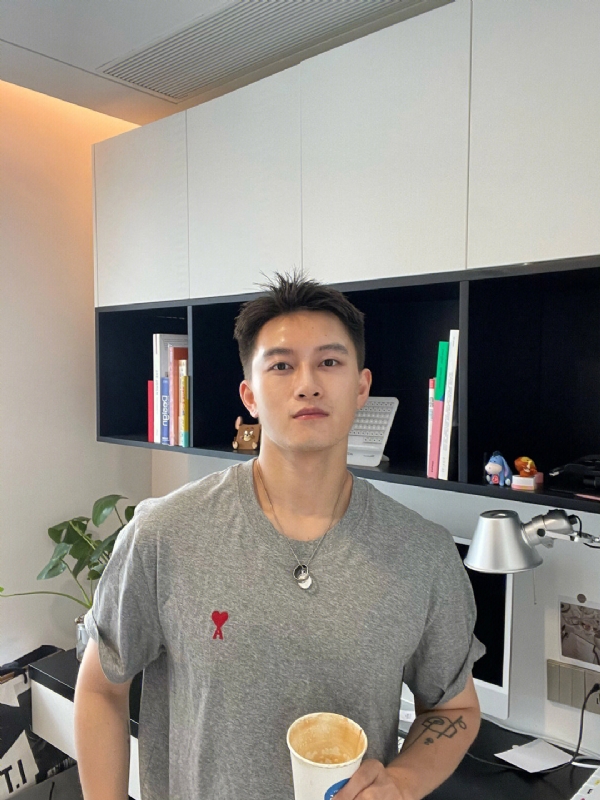 月光之下的第二张照片--宜昌相亲服务中心