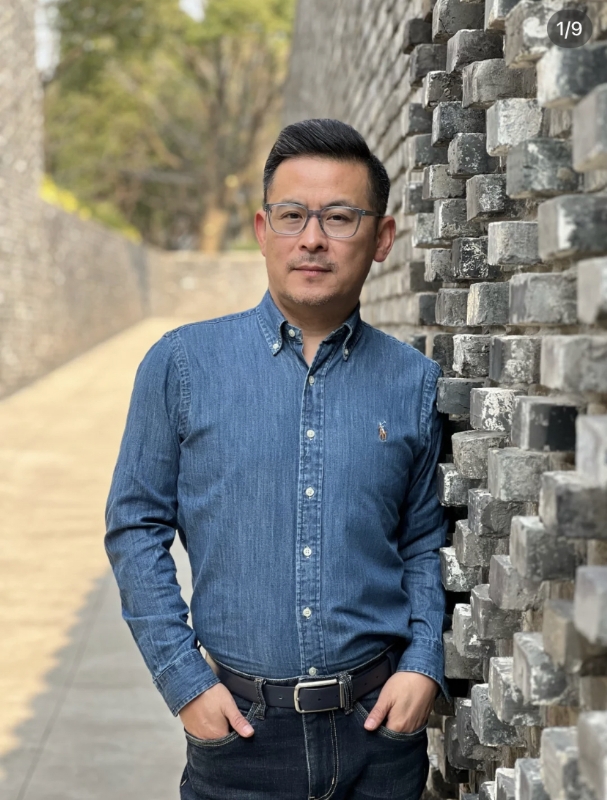 岁月不饶人的第一张照片--宜昌相亲服务中心