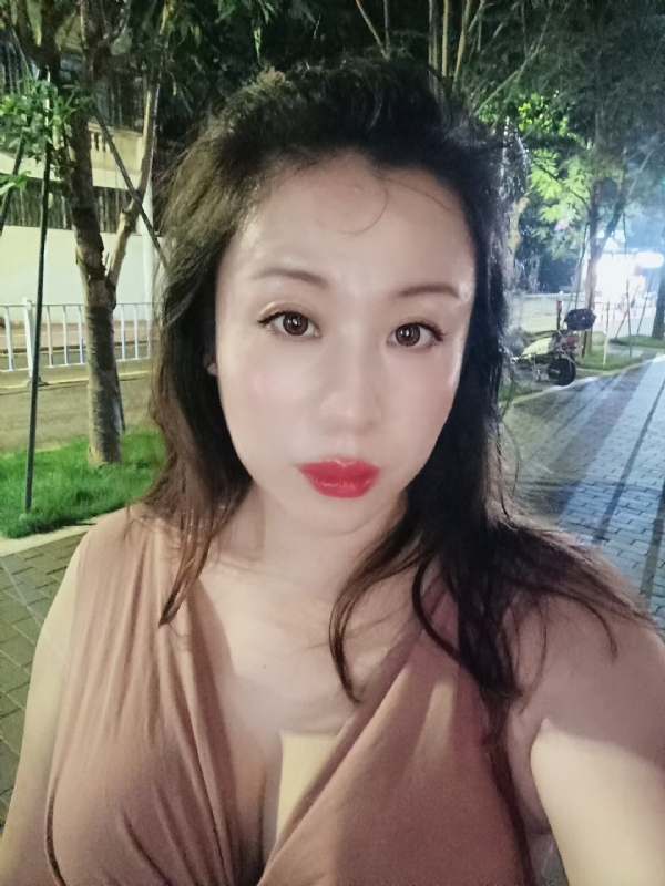 叶子青青的第一张照片--宜昌相亲服务中心