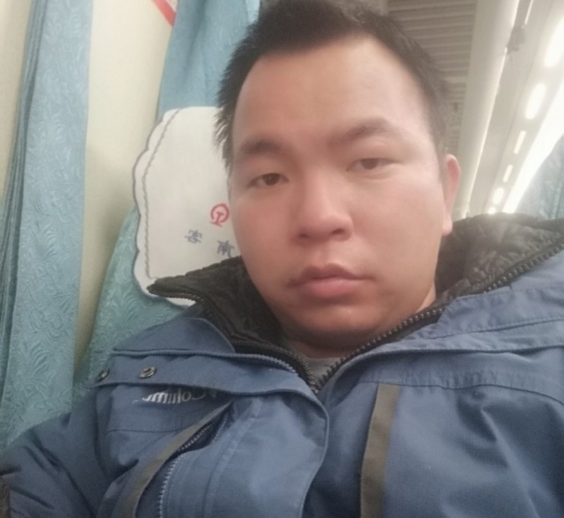 淡定的第一张照片--宜昌相亲服务中心