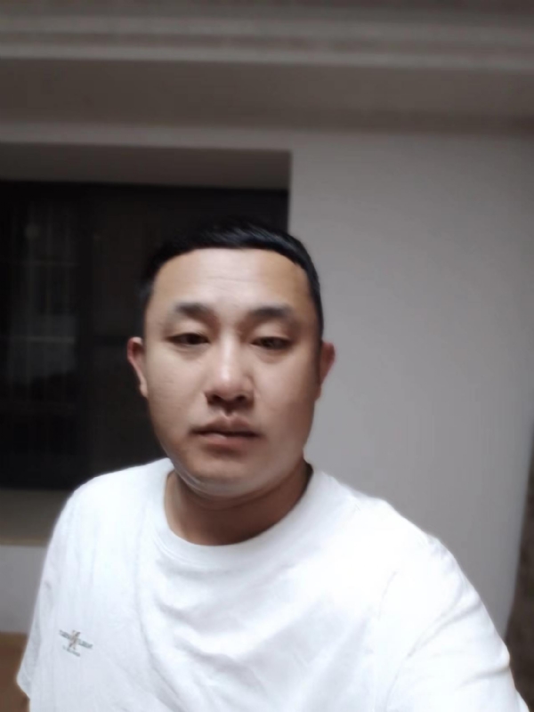 魔尊的第一张照片--宜昌相亲服务中心