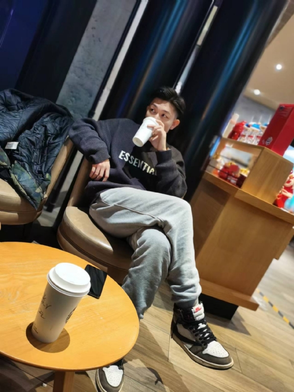 LAZY的第一张照片--宜昌相亲服务中心