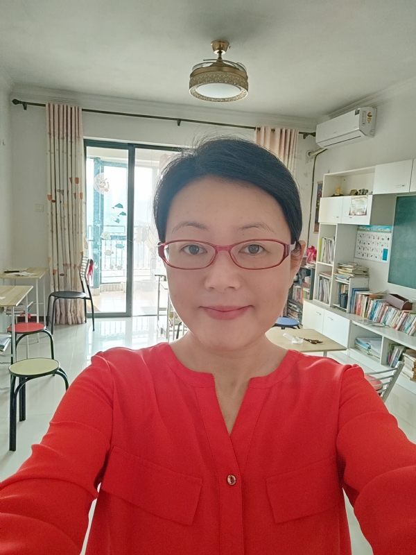 丽华的第二张照片--宜昌相亲服务中心