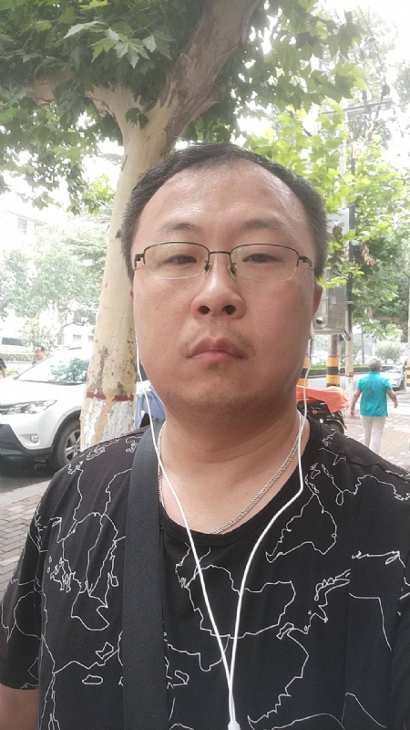 飘逸的星辰的第一张照片--宜昌相亲服务中心