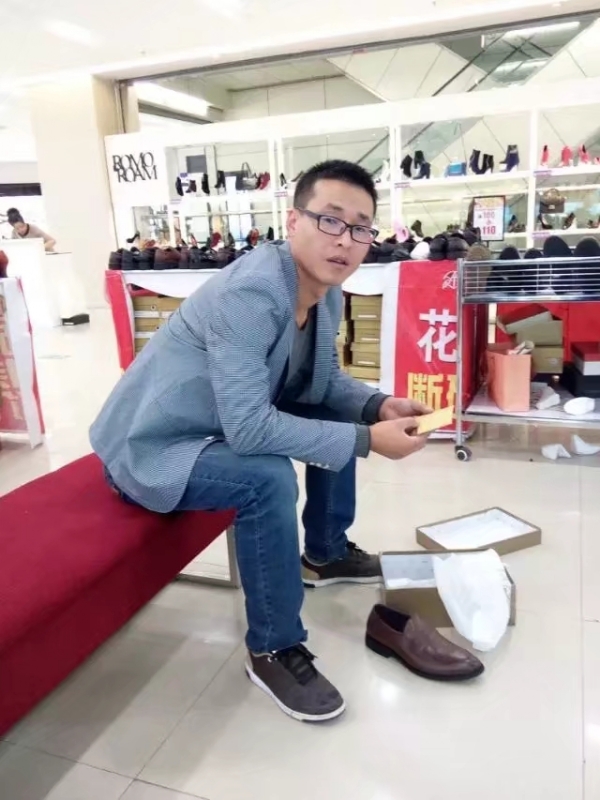 借我你的手的第一张照片--宜昌相亲服务中心