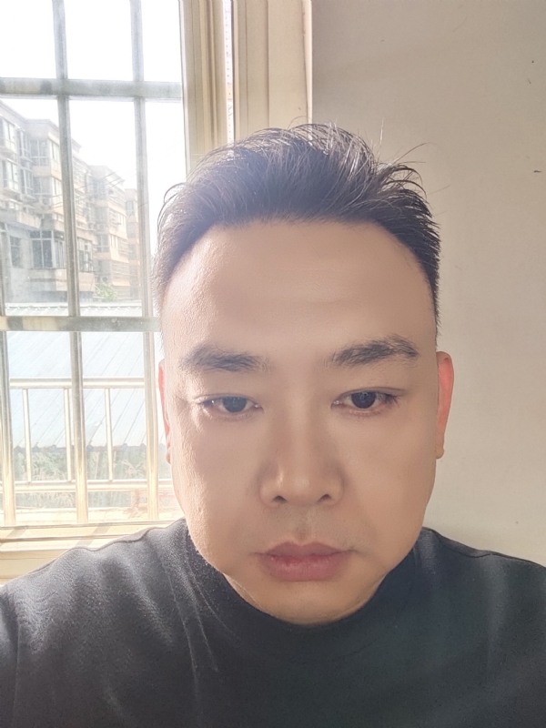 爱人先爱己的第一张照片--宜昌相亲服务中心