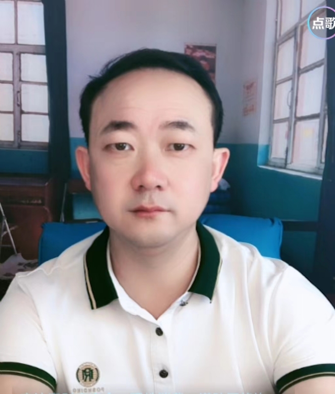 成秀才的第二张照片--宜昌相亲服务中心