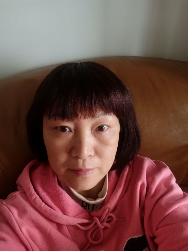 红玫瑰的第一张照片--宜昌相亲服务中心