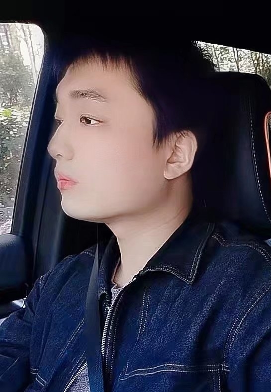 凉锦年的第一张照片--宜昌相亲服务中心