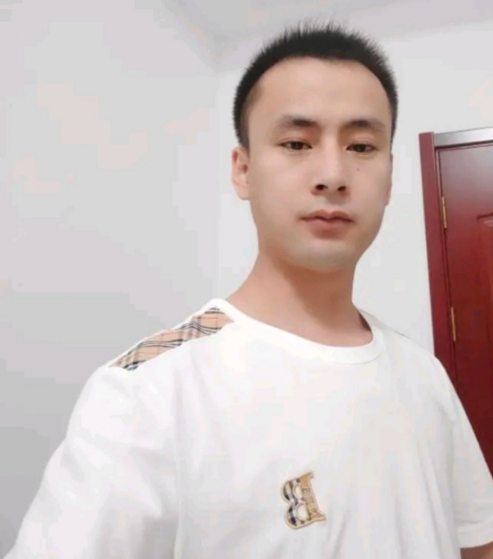 海阔天空的第一张照片--宜昌相亲服务中心