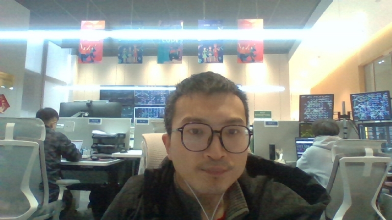 飞翔的蜻蜓的第一张照片--宜昌相亲服务中心