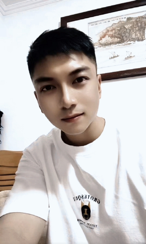 正直的火焰的第一张照片--宜昌相亲服务中心