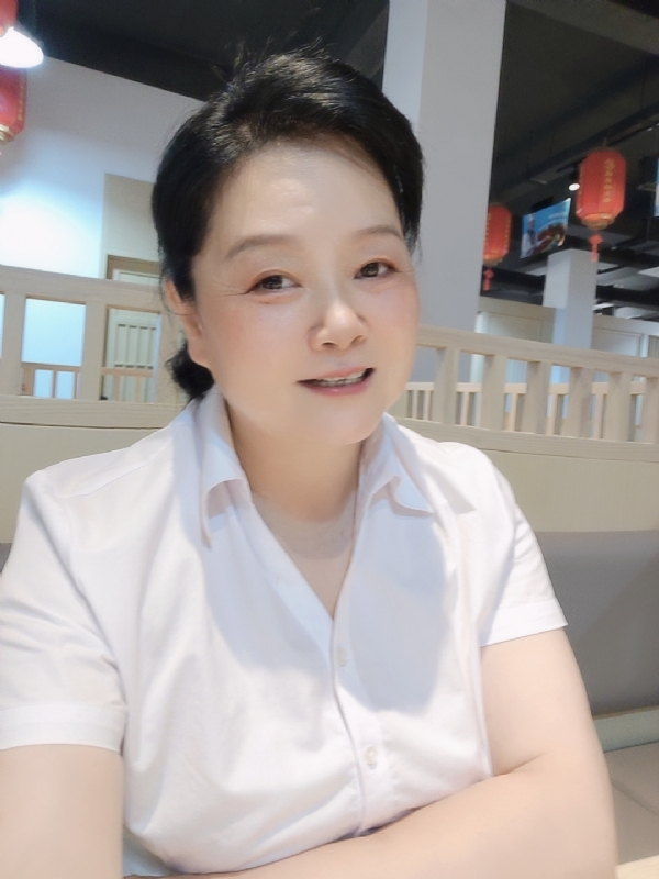 丁姐爱生活的第一张照片--宜昌相亲服务中心