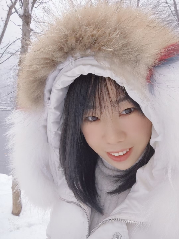 93年女会计的第一张照片--宜昌相亲服务中心