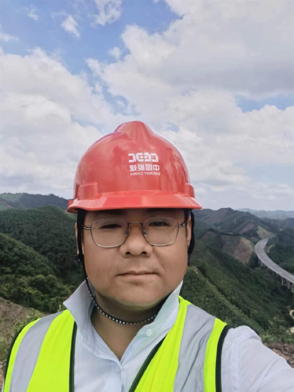 冰城小土匪的第一张照片--宜昌相亲服务中心