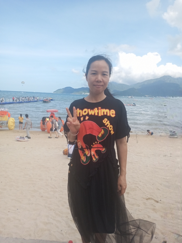 容容的第一张照片--宜昌相亲服务中心