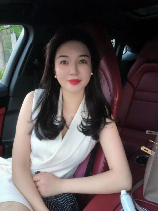 小雨的第一张照片--宜昌相亲服务中心