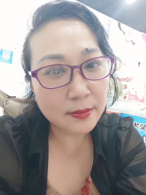 娜财娜福的第一张照片--宜昌相亲服务中心