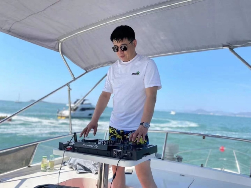 魔盒的第一张照片--宜昌相亲服务中心