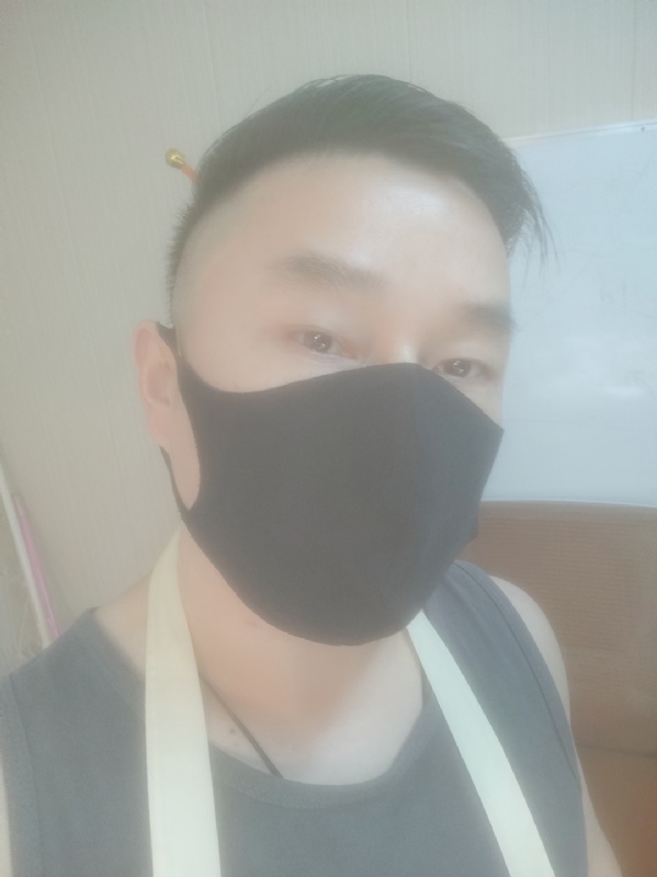 Poluk秦的第二张照片--宜昌相亲服务中心