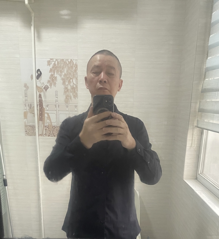 荣哥的第一张照片--宜昌相亲服务中心