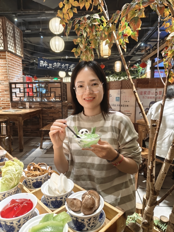 初秋的第二张照片--宜昌相亲服务中心