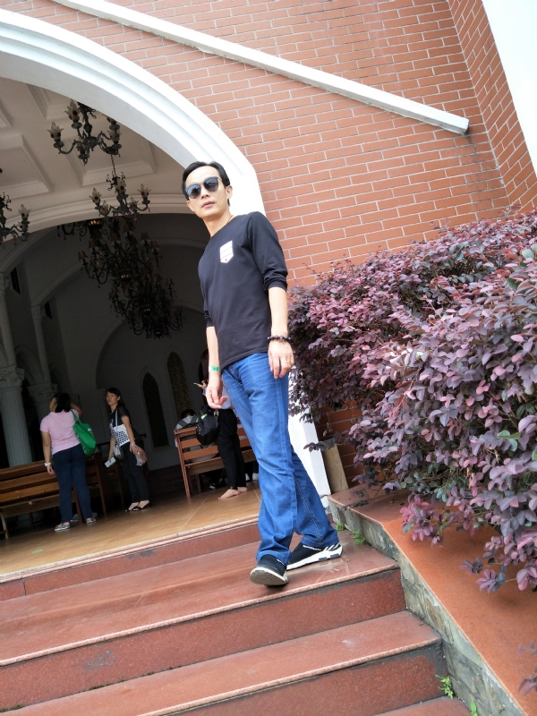 易进的第二张照片--宜昌相亲服务中心