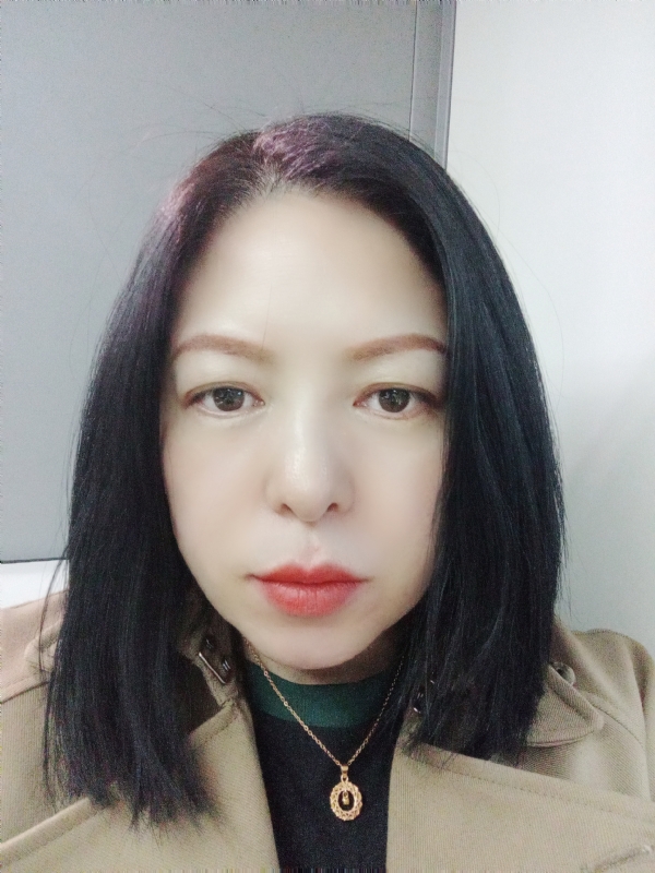 尘颜的第一张照片--宜昌相亲服务中心