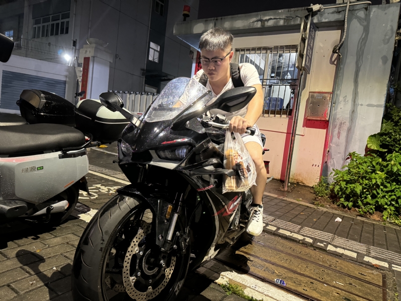 Uhiii的第一张照片--宜昌相亲服务中心