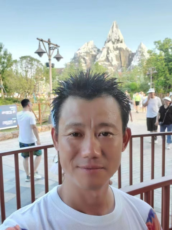 艾氏涂料博的第一张照片--宜昌相亲服务中心