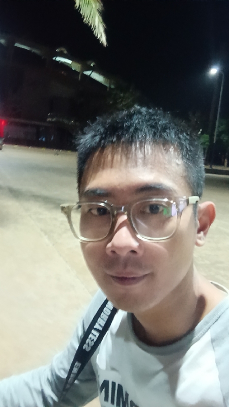 龙龙的第二张照片--宜昌相亲服务中心