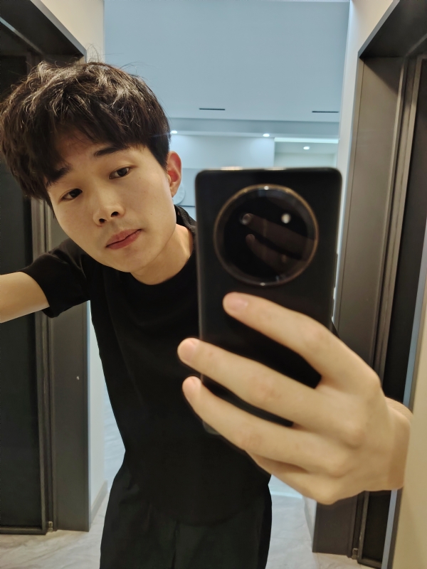 杨苏帝的第二张照片--宜昌相亲服务中心