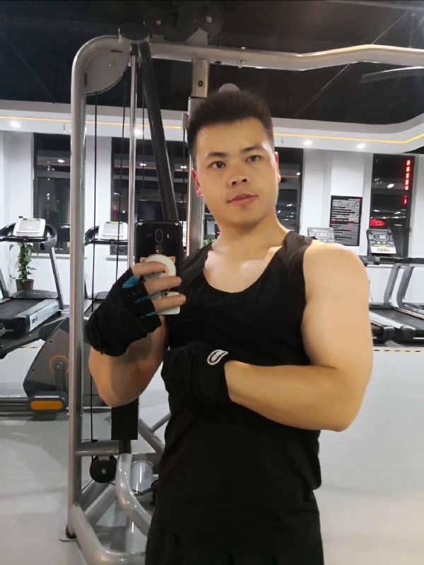 范迪塞尔的第二张照片--宜昌相亲服务中心