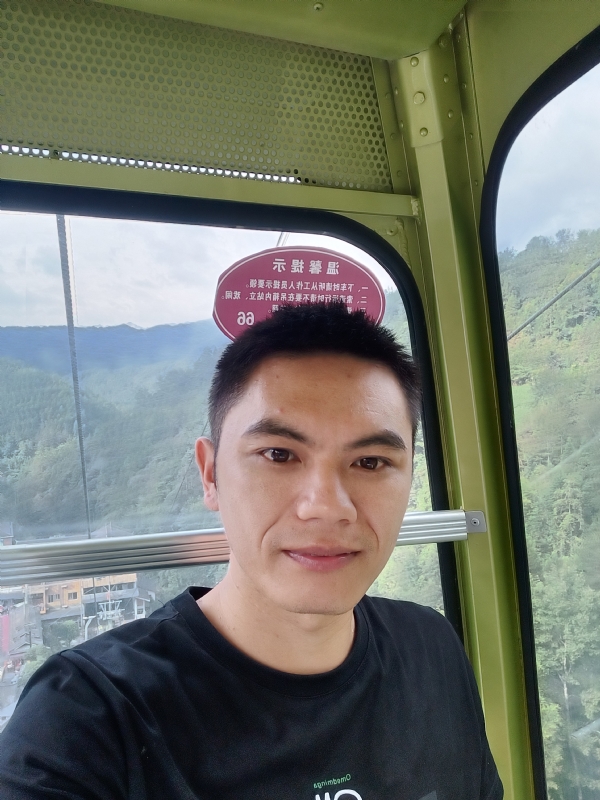 小鱼的第一张照片--宜昌相亲服务中心