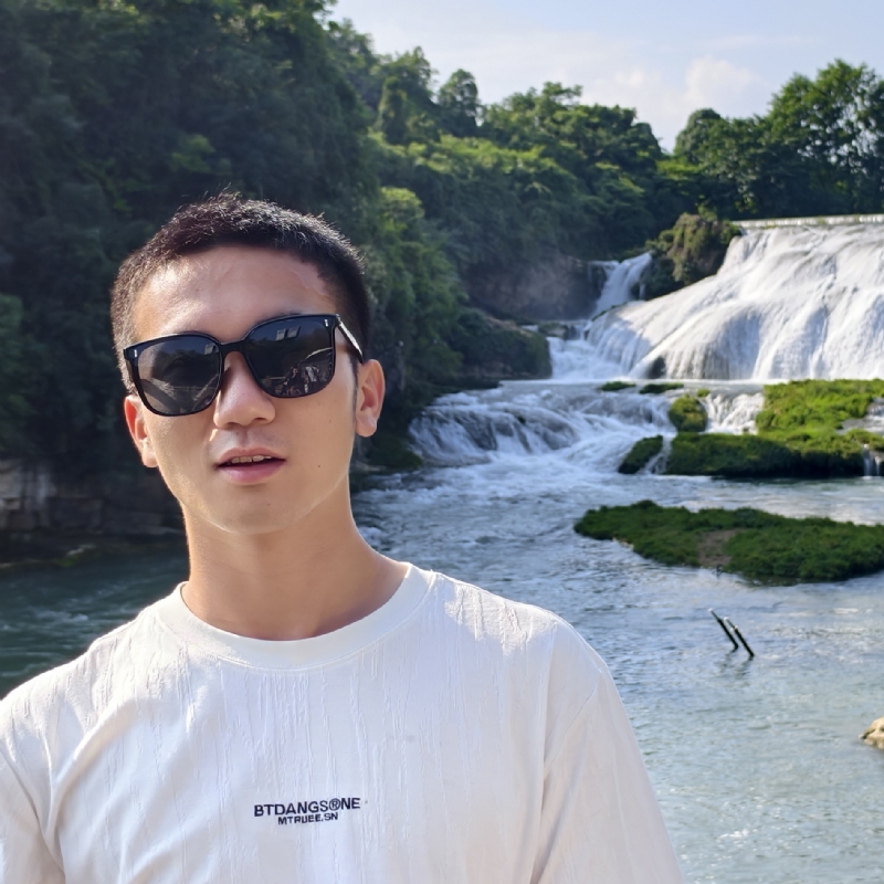 飞殷的第一张照片--宜昌相亲服务中心