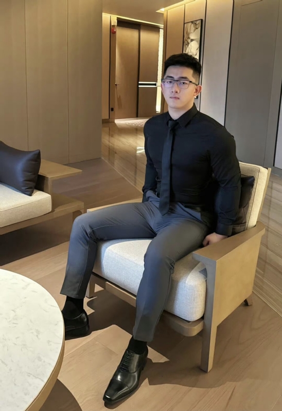 李寒外改英文可家的第一张照片--宜昌相亲服务中心