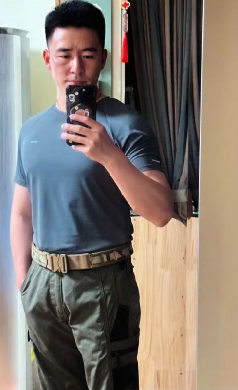 剑走偏锋的第一张照片--宜昌相亲服务中心