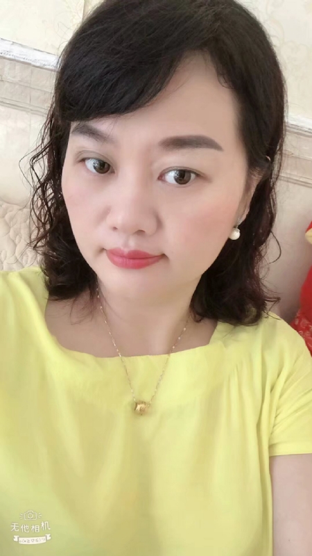 微笑的第一张照片--宜昌相亲服务中心