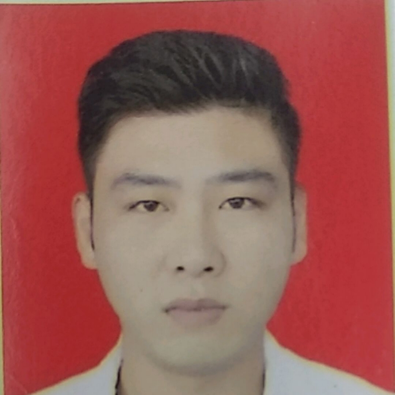 找95年会飞的猪的第一张照片--宜昌相亲服务中心