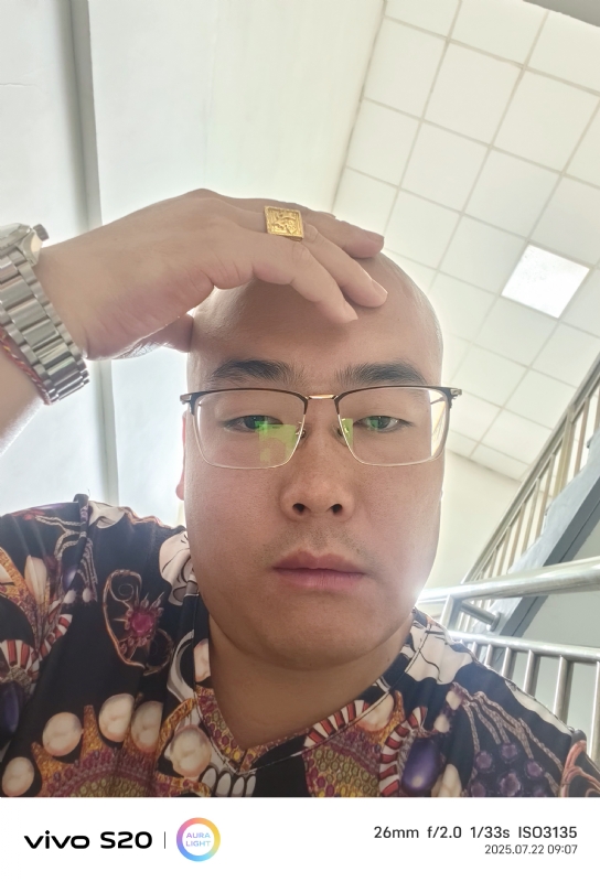 一生诺言的第五张照片--宜昌相亲服务中心