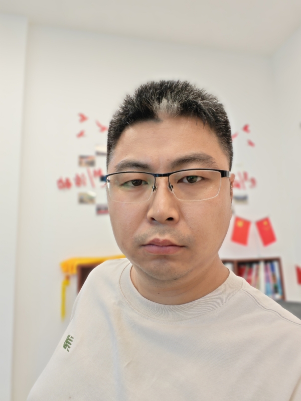 苦海寻舟的第一张照片--宜昌相亲服务中心