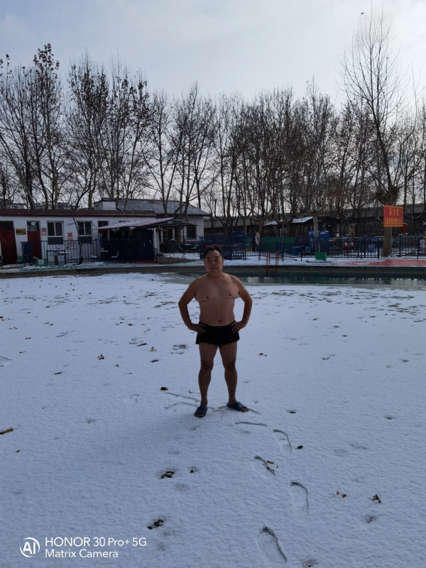 老顽童的第三张照片--宜昌相亲服务中心