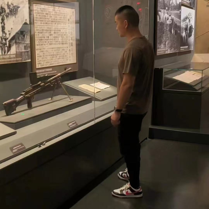 霸气的第一张照片--宜昌相亲服务中心