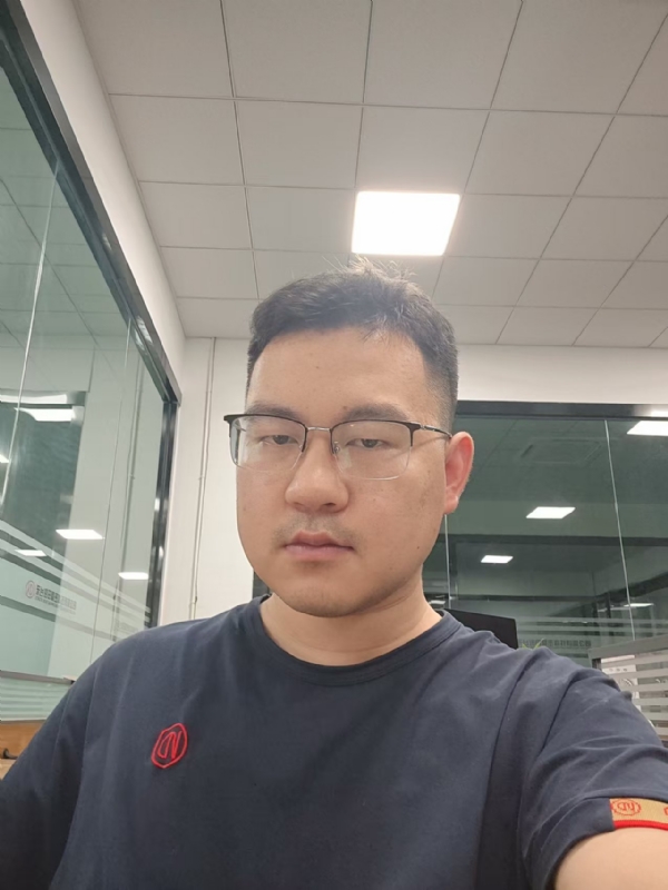 雨落浅响的第一张照片--宜昌相亲服务中心