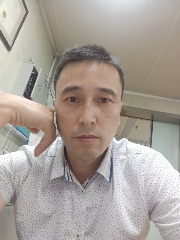 笑看一切的第三张照片--宜昌相亲服务中心