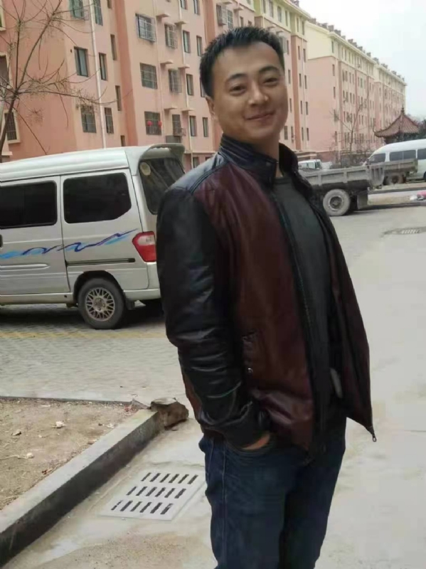 云淡风轻的第一张照片--宜昌相亲服务中心