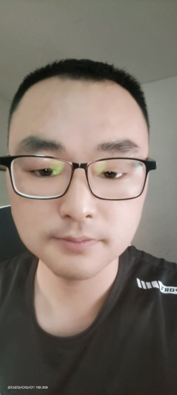 潮湿的心的第一张照片--宜昌相亲服务中心