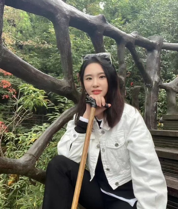 琪琪的第一张照片--宜昌相亲服务中心