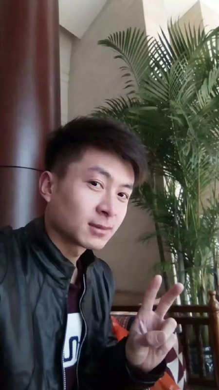 蓝锋的第一张照片--宜昌相亲服务中心